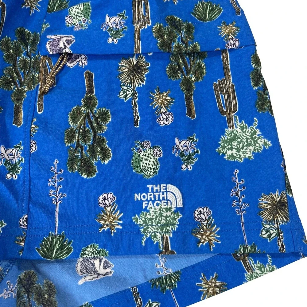 The North Face Mens XXL Blue Cactus Desert Print Class V Belted Cargo Shorts NWT
